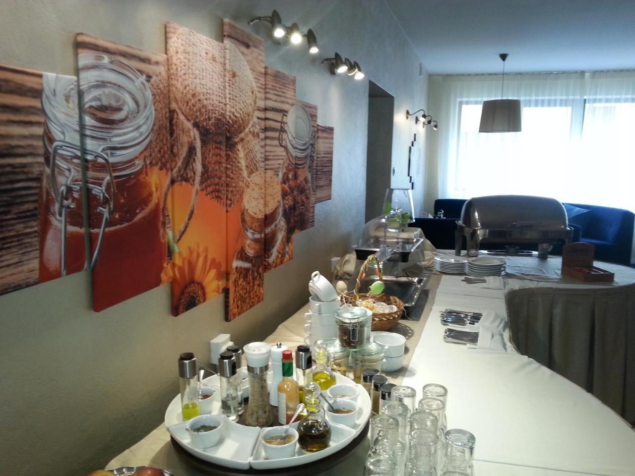 Hotel Nowy Dwor W Zaczerniu Rzeszów Extérieur photo
