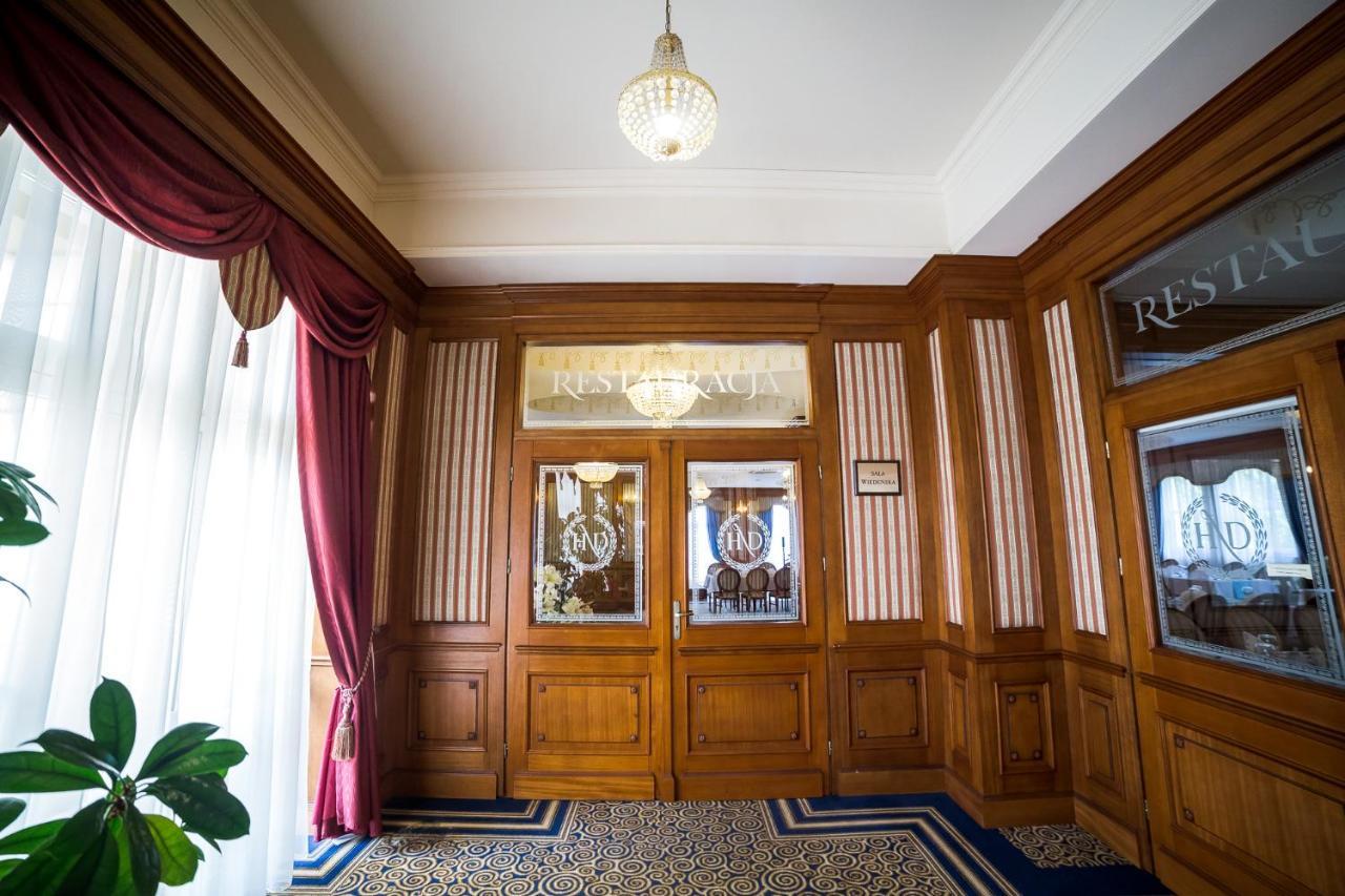 Hotel Nowy Dwor W Zaczerniu Rzeszów Extérieur photo
